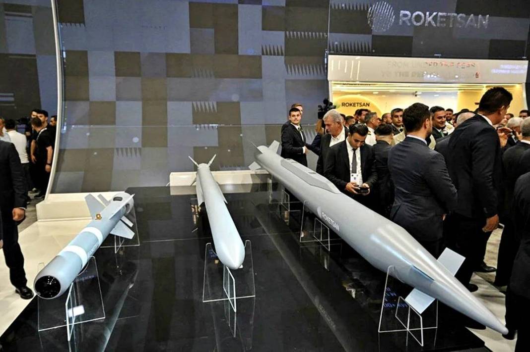 Roketsan'ın tanıttığı 6 gizemli füze dünyayı şaşırttı! Türkiye'nin yeni askeri gücü görücüye çıktı 9